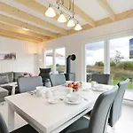 Stunning In Ostseeresort With Sauna * Olpenitz