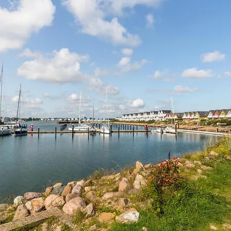 Gorgeous In Ostseeresort Feriehus Olpenæs